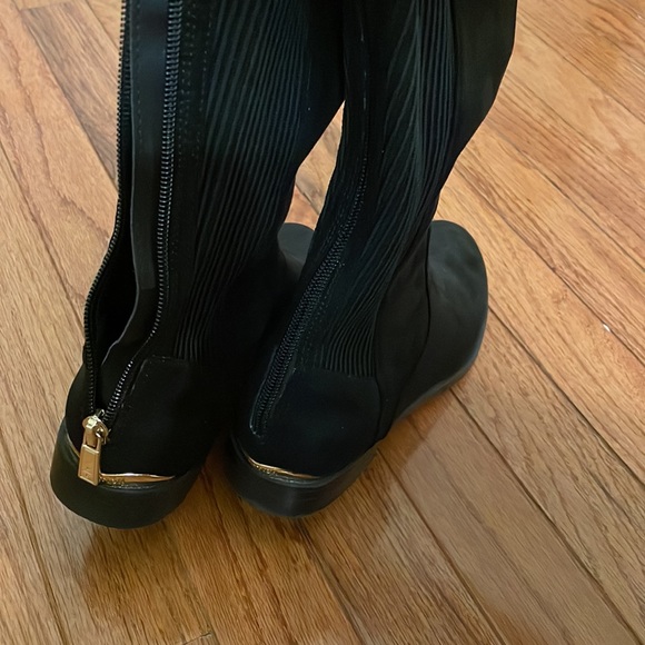 Kenneth Cole suede Boots - Picture 2 of 4